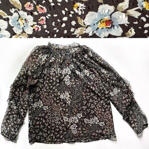 Loft floral beautiful ruffle top small